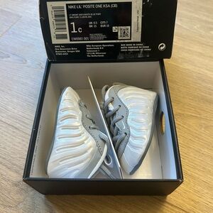Nike Lil' Posite One Baby Shoes - White and Gray